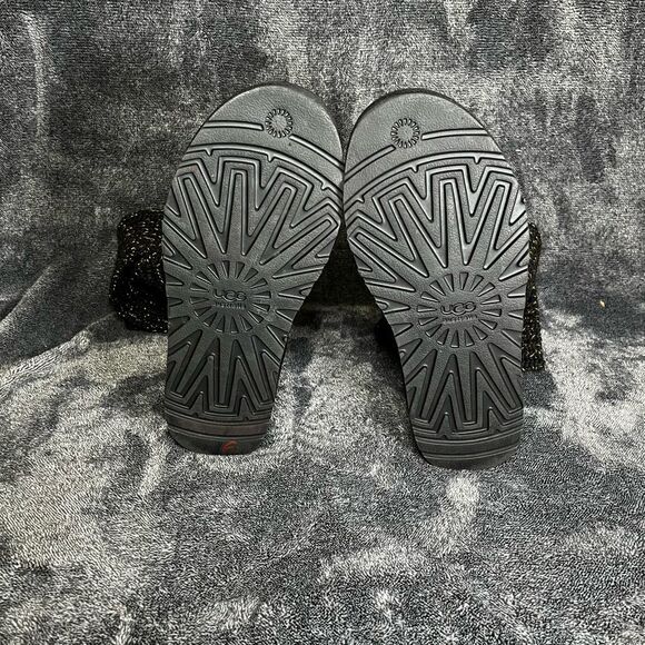 UGG Australia Classic Cardy Knit Boots Black/Gold Women’s 6 - Picture 6 of 7